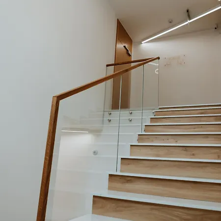 Hotel Przystan Przy Lesie *